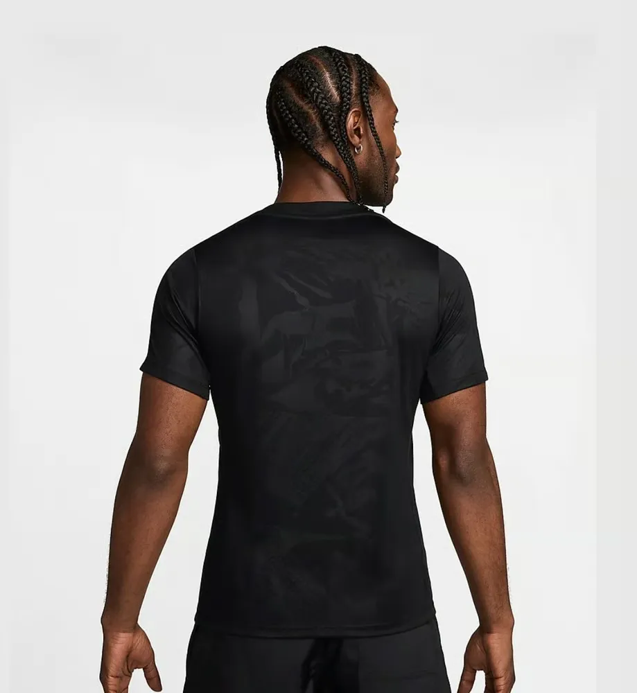 1676045_7E6122D0-CCA5-E7DA-06AD-0C328DB1213F