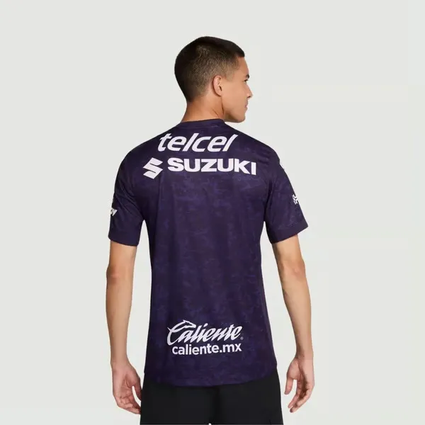 1676063_92CDB62C-3554-01D1-DB12-2B5CD07972F0