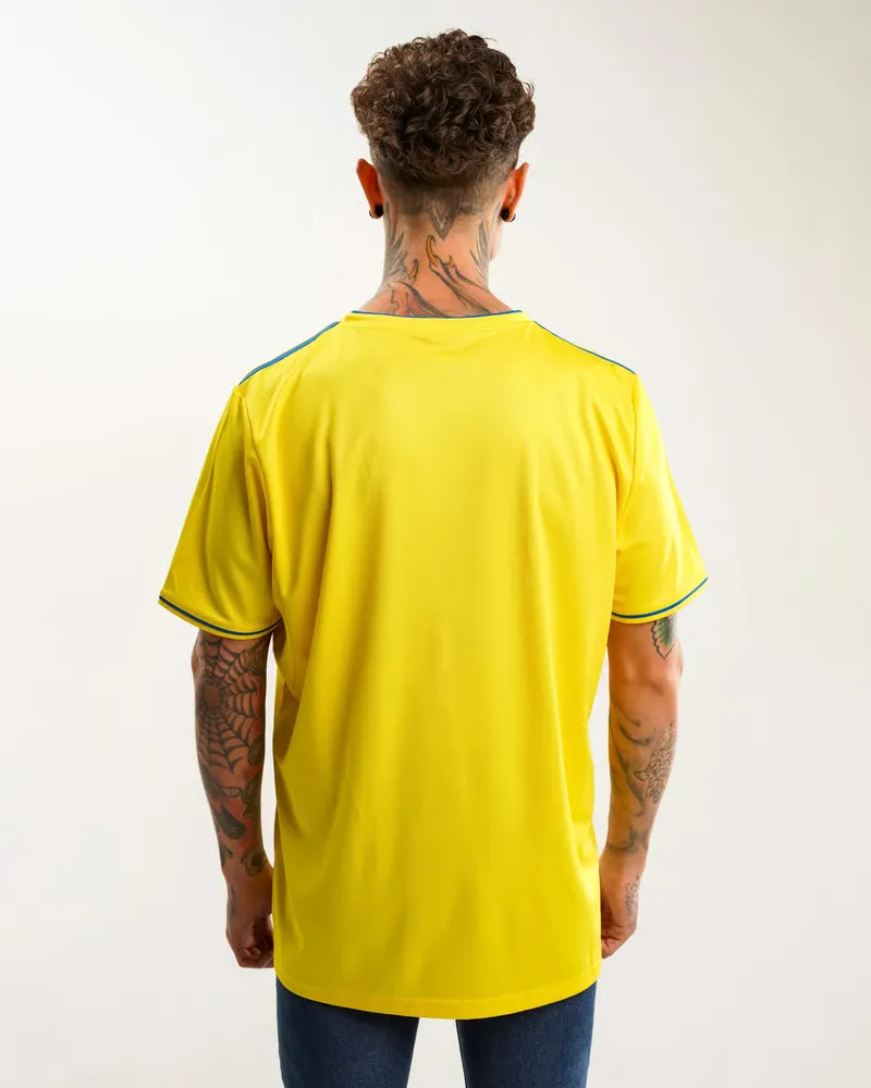 1679038_8E6E86D1-D786-B303-43A9-E7598AC88B7F