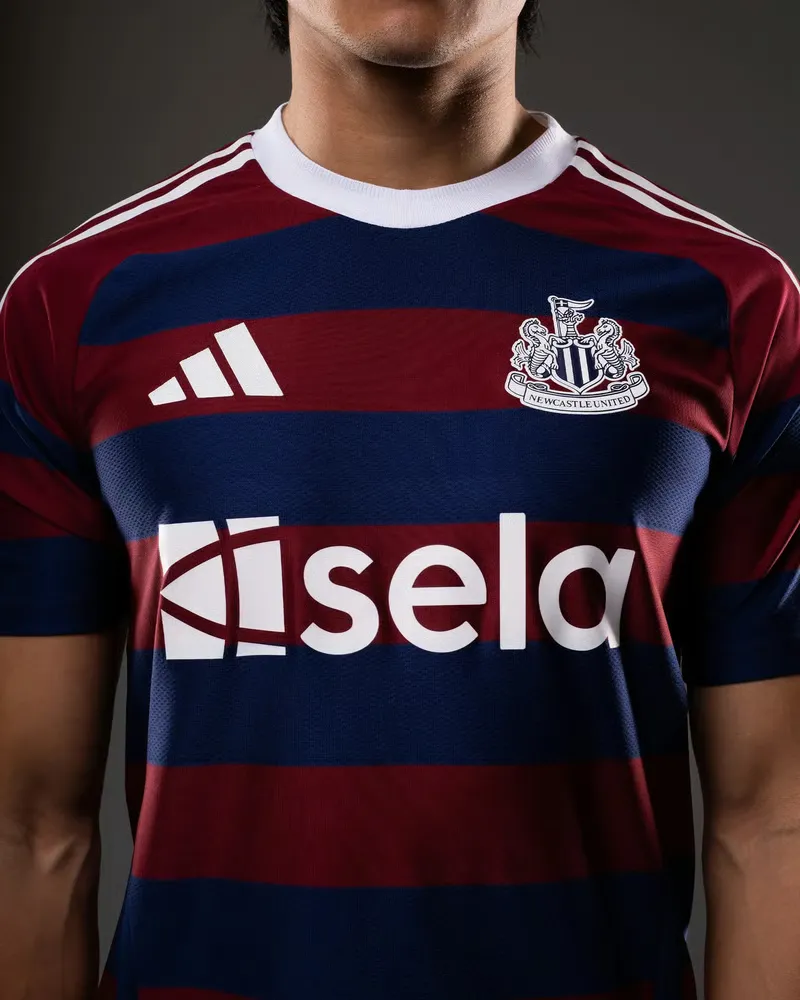 1679164_CFA0CC9E-6FD4-27B6-6D1E-3FE5E70605D4