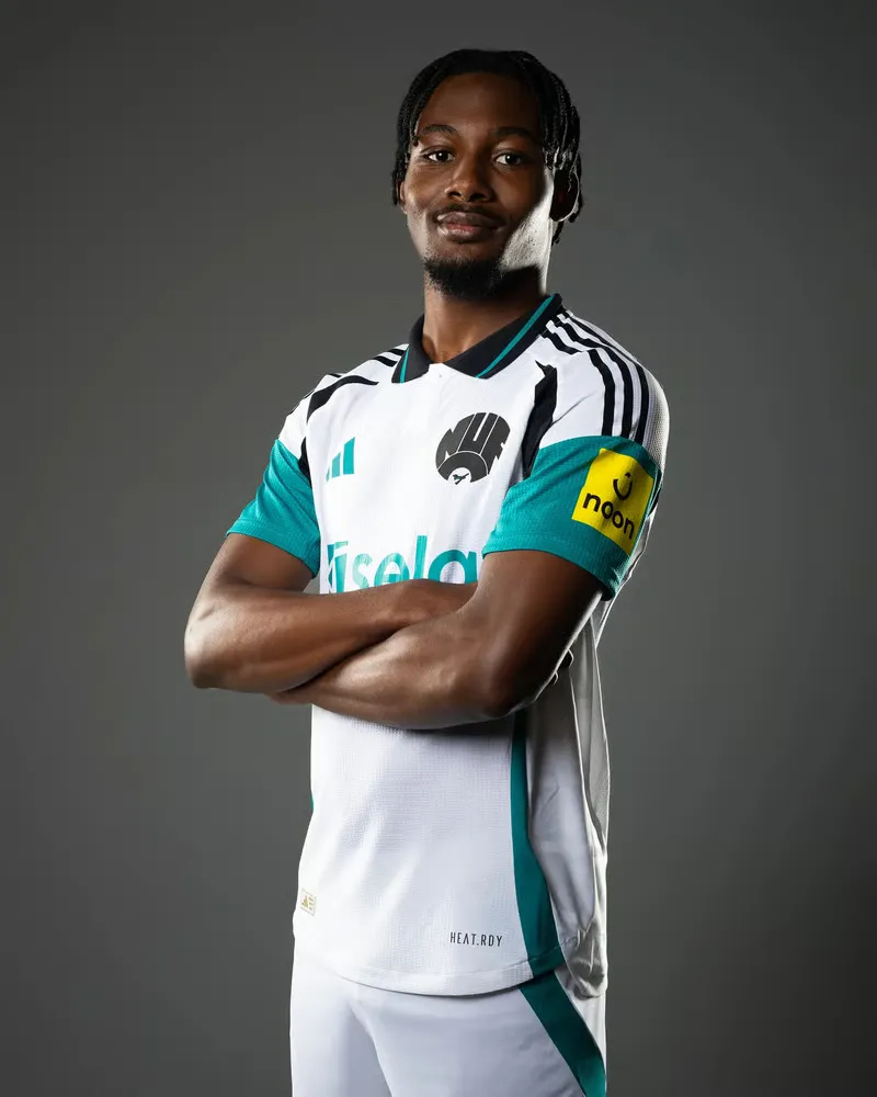 1679205_52192C5D-AFDC-EB92-A59B-3A250CCFCC27