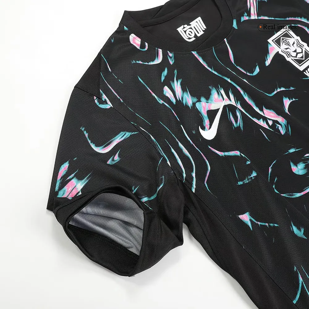 1684346_D5763A08-9E5C-75F2-27EF-2EE12E854FFA