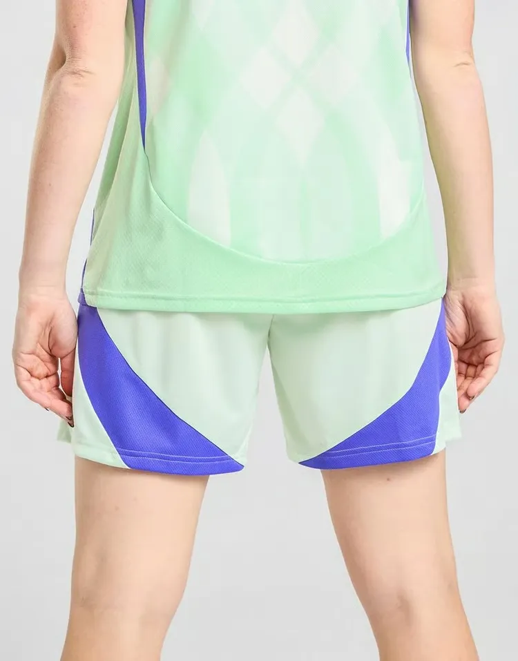 1685458_110CA7FB-7986-C9CA-CDE5-F9A5E62F2CAA