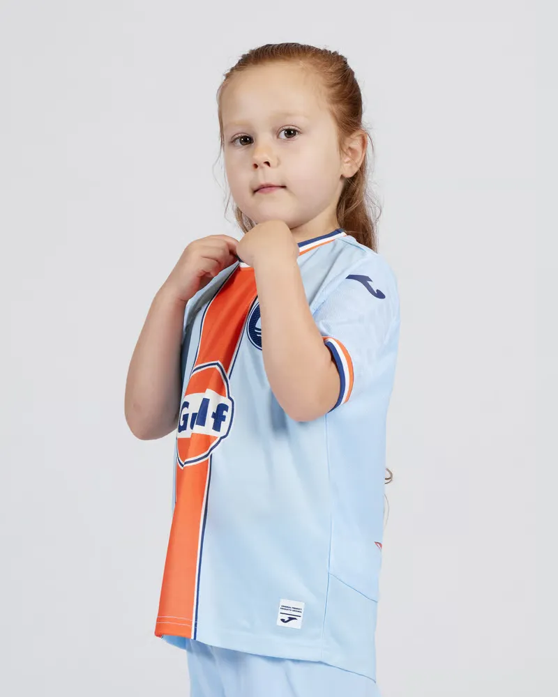 1688596_EFB81365-84C3-24C2-426E-B878082BE540