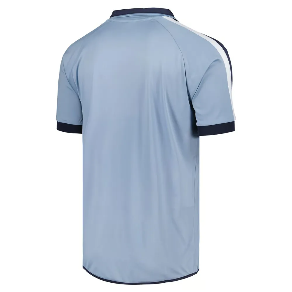 1688921_549762B6-D15B-A9EF-AADE-8770DCEE5965