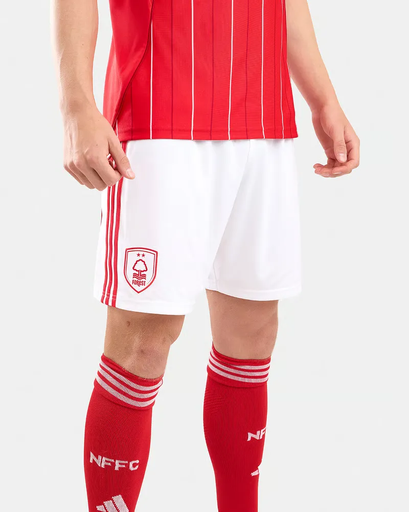 Short domicile Nottingham Forest 2025/26 pour femme
