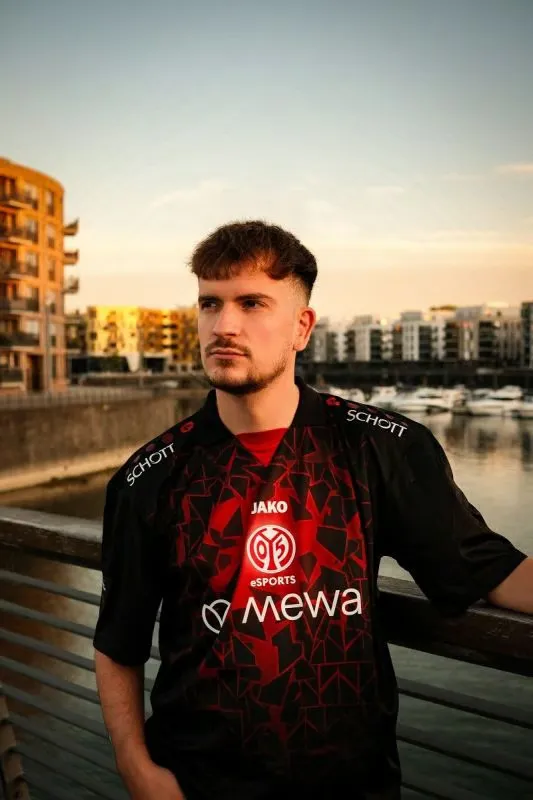 Maillot Femme Mainz 05 2025/26 Troisième eSports – Image 4