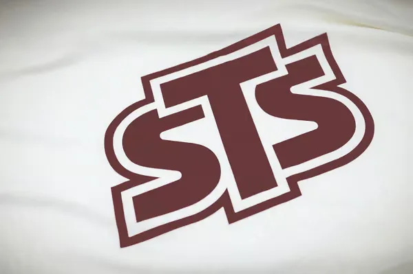 2580065_4BF9255E-2A15-2D75-AC67-DACE7A185EEB