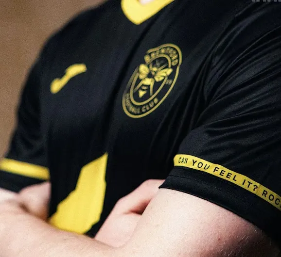 Homme Brentford 2025/26 Maillot Spécial Hard-Fi CCTV – Image 3