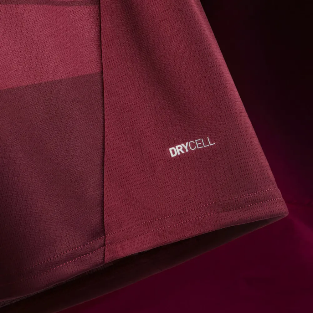 2580927_0A584B95-EF0C-5B63-384F-479D45AF01E6