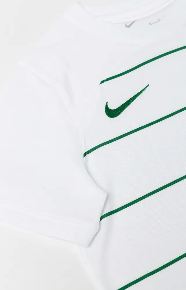 2581111_DE5CD1A7-37A2-63D0-E5B9-12D0AB8F659F