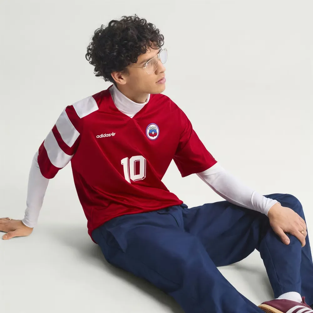 2582579_4D540B13-3D10-0BFC-4ACD-1D053C6737B7