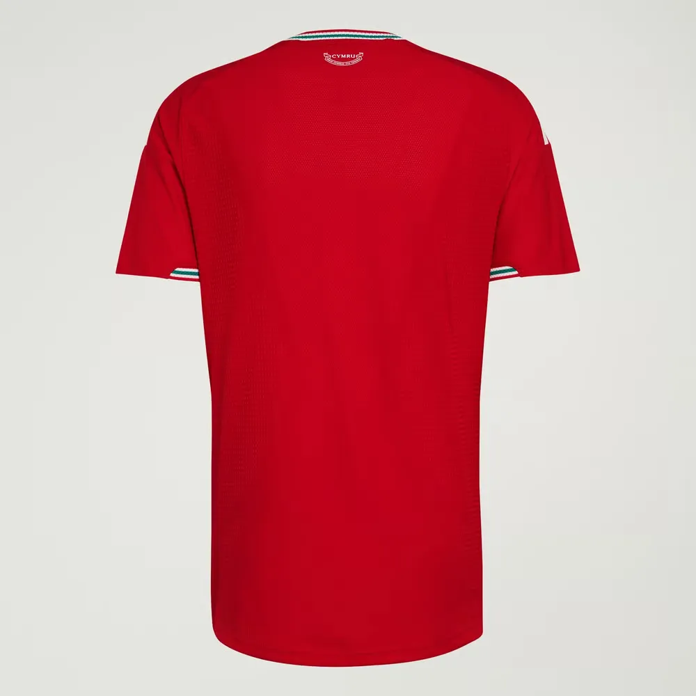 2582655_388F7F81-DD20-9715-1658-3609FDF84A96